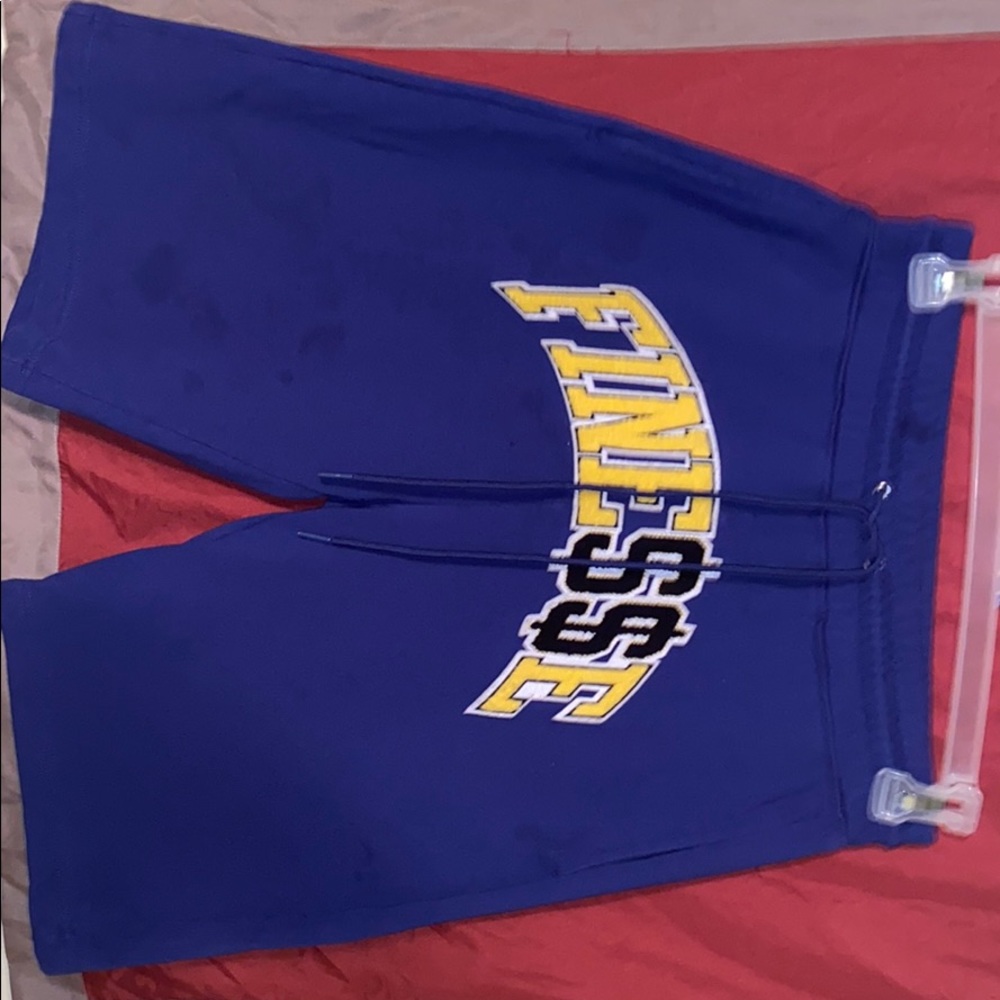 FINE$$E SHORTS